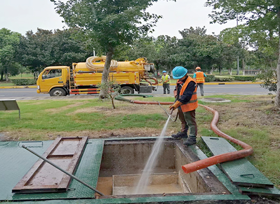 潜山化油池清理